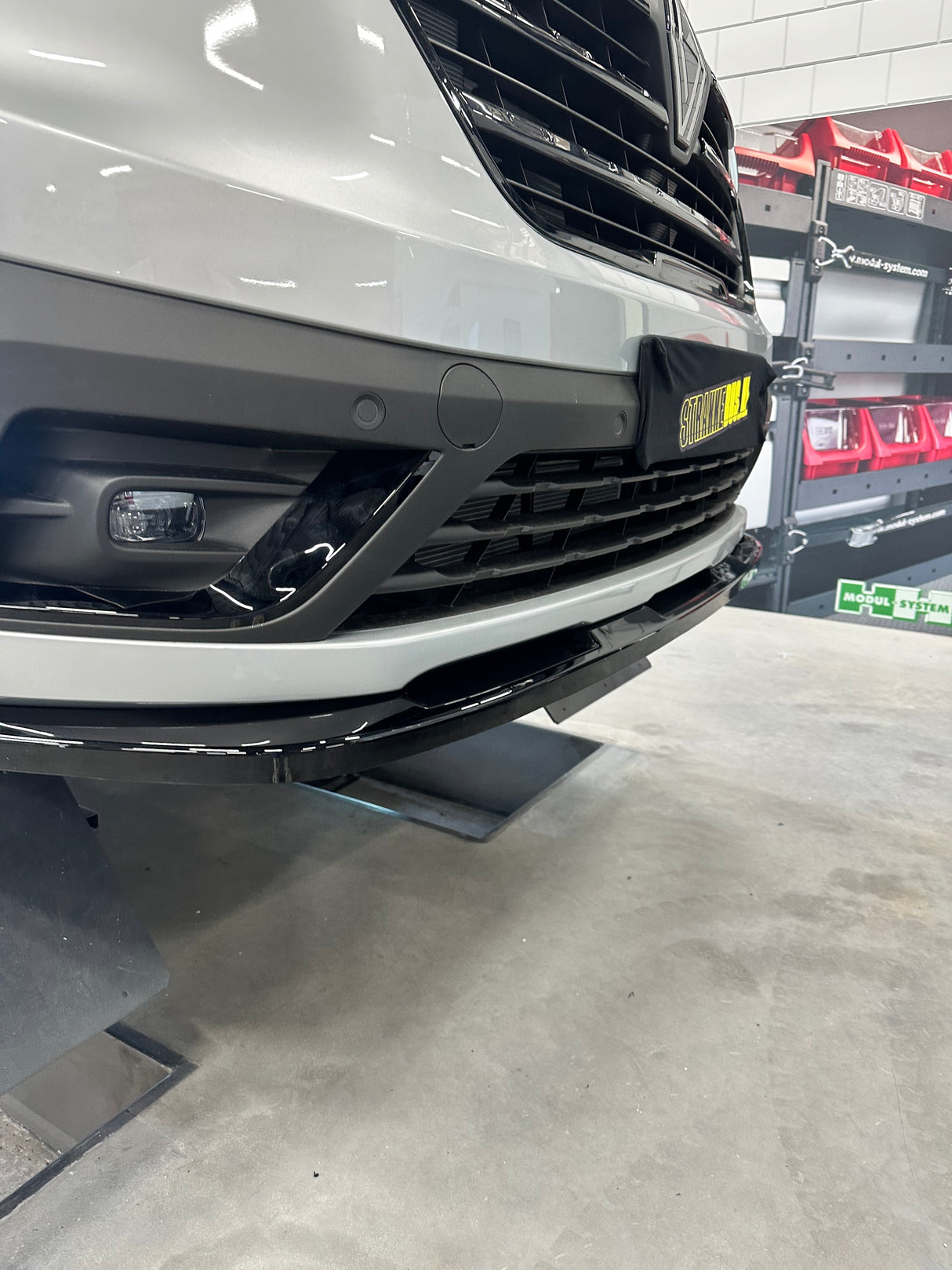 Voorspoiler Renault Trafic 2022+